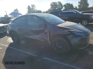 2024 Tesla Model Y Long Range с VIN 7SAYGDEE3RA236473, выставлен на аукционе Copart как лот 77409334 с пробегом 5 822 миль миль и Списание • Salvage title. История ставок и продаж доступна на DreamBid. Изображение 4.