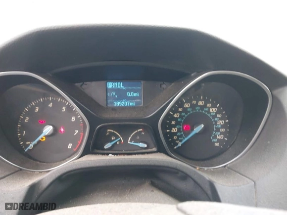 2012 Ford Focus SE with VIN 1FAHP3F2XCL145564, listed as a IAAI auction lot 41951612 with 189,207 mi miles. Bid and sale history available at carsss.com. Image 7.