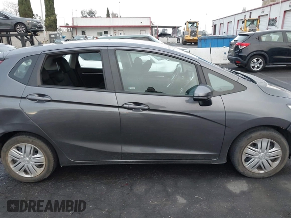 2018 Honda Fit LX with VIN 3HGGK5H41JM720470, listed as a IAAI auction lot 41196704 with 29,810 mi miles. Bid and sale history available at carsss.com. Image 12.