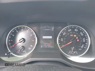 2021 Toyota RAV4 LE z VIN 2T3H1RFV8MW182801, wystawiony jako IAAI lot #42519435 z przebiegiem 44 932 mil mil oraz . Historia ofert i sprzedaży dostępna na DreamBid. Obrazek 7.