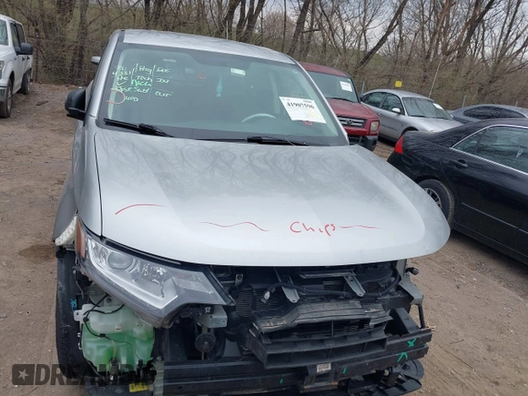 2020 Mitsubishi Outlander ES z VIN JA4AZ3A32LZ026792, wystawiony jako IAAI lot #41907596 z przebiegiem 145 638 mil mil oraz . Historia ofert i sprzedaży dostępna na DreamBid. Obrazek 12.