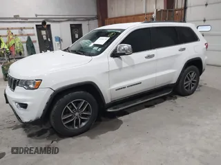2018 Jeep Grand Cherokee Limited with VIN 1C4RJFBGXJC475110, listed as a IAAI auction lot 41858278 with 117,811 mi miles and . Bid and sale history available at DreamBid. Image 17.