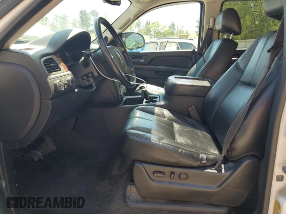 2012 GMC Yukon XL SLT with VIN 1GKS2LE72CR317311, listed as a Copart auction lot 52407145 with 185,252 mi miles and Clean Title. Bid and sale history available at carsss.com. Image 7.