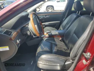 2007 Mercedes-Benz S 550 z VIN WDDNG71X77A082244, wystawiony jako Copart lot #59177585 z przebiegiem 151 644 mil mil oraz Czysty tytuł • Clean title. Historia ofert i sprzedaży dostępna na DreamBid. Obrazek 7.