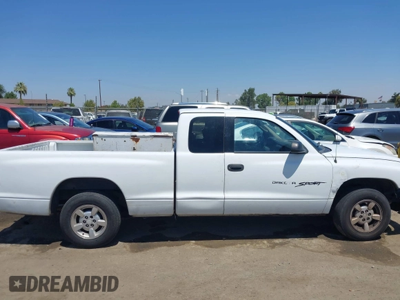 2001 Dodge Dakota с VIN 1B7GL22X91S188051, выставлен на аукционе IAAI как лот 40048902 с пробегом 304 305 миль миль и . История ставок и продаж доступна на DreamBid. Изображение 13.