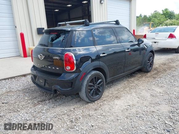 2016 MINI Countryman S with VIN WMWZC3C58GWP53495, listed as a IAAI auction lot 42134455 with 92,862 mi miles and . Bid and sale history available at DreamBid. Image 4.