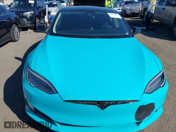 2018 Tesla Model S 75D with VIN 5YJSA1E29JF263418, listed as a IAAI auction lot 41682037 with 84,764 mi miles and . Bid and sale history available at DreamBid. Image 12.