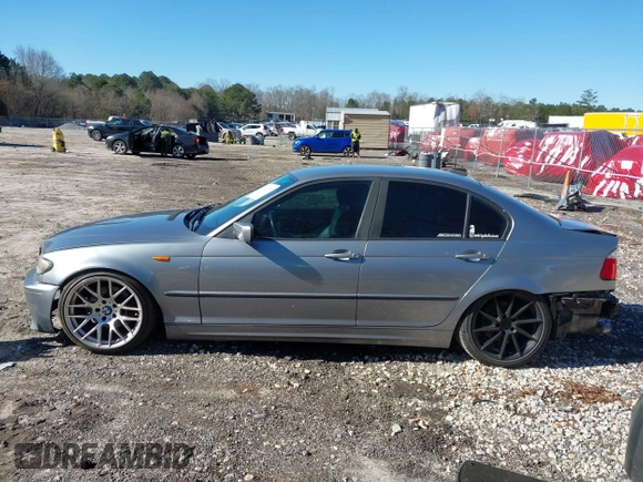 2003 BMW 3 Series 325i with VIN WBAEV33473KL61416, listed as a IAAI auction lot 41624573 with 288,961 mi miles and . Bid and sale history available at DreamBid. Image 15.