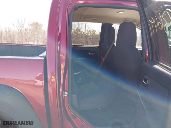 2011 Chevrolet Colorado LT w/1LT with VIN 1GCHTCFE7B8129582, listed as a IAAI auction lot 41836499 with 189,425 mi miles. Bid and sale history available at carsss.com. Image 8.