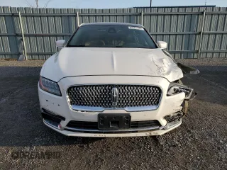 2017 Lincoln Continental Reserve with VIN 1LN6L9NC2H5601896, listed as a Copart auction lot 49681755 with 82,724 mi miles and Clean Title. Bid and sale history available at DreamBid. Image 5.