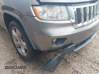 2011 Jeep Grand Cherokee Overland with VIN 1J4RS6GG0BC739582, listed as a IAAI auction lot 42537983 with 137,372 mi miles and . Bid and sale history available at DreamBid. Image 6.