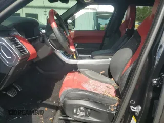 2020 Land Rover Range Rover Sport SVR z VIN SALWZ2RE5LA725837, wystawiony jako Copart lot #73932264 z przebiegiem Nie podano mil oraz Nie do naprawy • Non repairable. Historia ofert i sprzedaży dostępna na DreamBid. Obrazek 7.