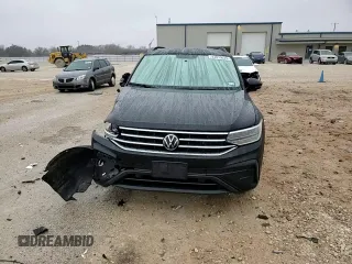 2022 Volkswagen Tiguan S z VIN 3VV1B7AX9NM034513, wystawiony jako Copart lot #43019025 z przebiegiem 71 010 mil mil oraz Szkoda całkowita • Salvage title. Historia ofert i sprzedaży dostępna na DreamBid. Obrazek 11.