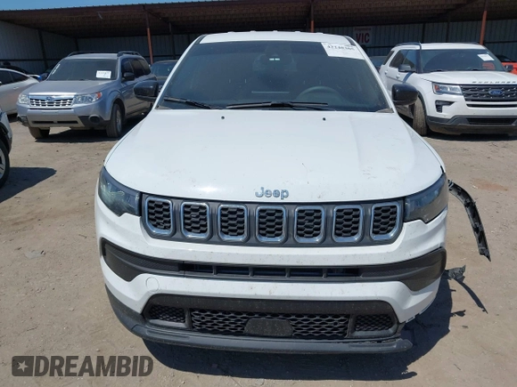 2024 Jeep Compass Sport с VIN 3C4NJDANXRT166403, выставлен на аукционе IAAI как лот 42248305 с пробегом 20 907 миль миль и . История ставок и продаж доступна на DreamBid. Изображение 13.