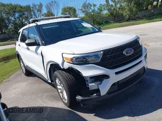 2020 Ford Explorer z VIN 1FMSK8BH8LGB43077, wystawiony jako IAAI lot #42656280 z przebiegiem 57 162 mil mil oraz . Historia ofert i sprzedaży dostępna na DreamBid. Obrazek 1.