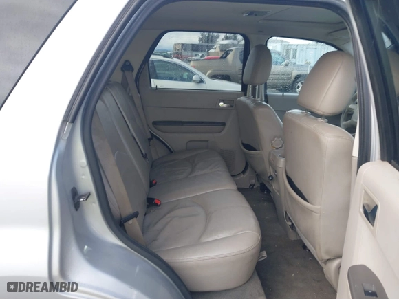 2008 Mercury Mariner with VIN 4M2CU91178KJ17114, listed as a IAAI auction lot 41677420 with 230,371 mi miles. Bid and sale history available at carsss.com. Image 8.