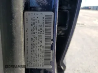 2001 Volkswagen Golf GLS с VIN 9BWGT61J914057698, выставлен на аукционе Copart как лот 58576605 с пробегом 270 209 миль миль и Списание • Salvage title. История ставок и продаж доступна на DreamBid. Изображение 12.
