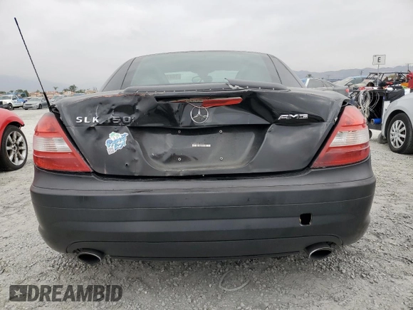 2005 Mercedes-Benz SLK 230/320 with VIN WDBWK56F85F041220, listed as a Copart auction lot 76470624 with 111,081 mi miles and Salvage Title. Bid and sale history available at DreamBid. Image 6.