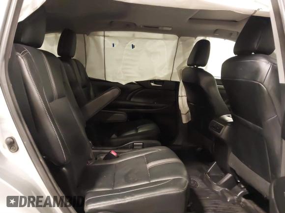 2018 Toyota Highlander SE z VIN 5TDJZRFH7JS551309, wystawiony jako IAAI lot #41801990 z przebiegiem 132 970 mil mil oraz . Historia ofert i sprzedaży dostępna na DreamBid. Obrazek 8.