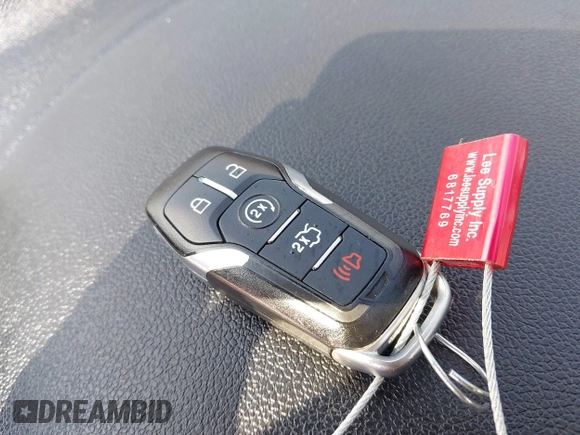 2017 Ford Explorer XLT с VIN 1FM5K7D83HGD84315, выставлен на аукционе IAAI как лот 42690582 с пробегом 210 440 миль миль и . История ставок и продаж доступна на DreamBid. Изображение 11.