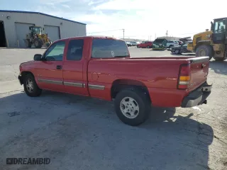 2002 Chevrolet Silverado 1500 LT with VIN 2GCEC19TX21252006, listed as a Copart auction lot 84839084 with 198,778 mi miles and Salvage Title. Bid and sale history available at carsss.com. Image 2.