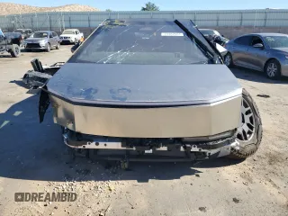 2024 Tesla Cybertruck Cyberbeast z VIN 7G2CEHEE2RA018736, wystawiony jako Copart lot #78482884 z przebiegiem 2482 mil mil oraz Szkody całkowita. Historia ofert i sprzedaży dostępna na DreamBid. Obrazek 5.