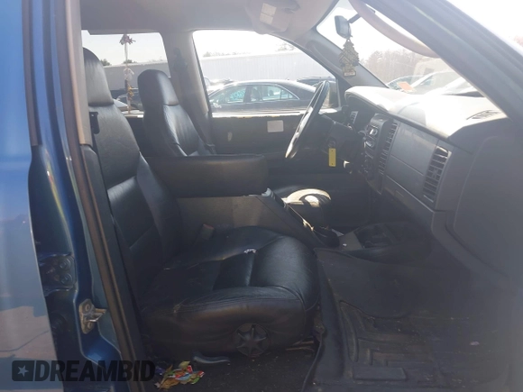 2003 Dodge Durango SLT with VIN 1D4HS48Z63F627801, listed as a IAAI auction lot 42097518 with 179,307 mi miles and . Bid and sale history available at DreamBid. Image 5.