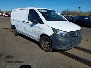 2016 Mercedes-Benz Metris Cargo with VIN WD3PG2EA5G3181557, listed as a IAAI auction lot 42016485 with 99,863 mi miles. Bid and sale history available at carsss.com. Image 1.