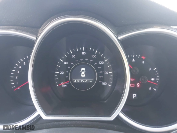 2015 Kia Optima LX with VIN 5XXGM4A72FG376907, listed as a IAAI auction lot 41823625 with 156,281 mi miles. Bid and sale history available at carsss.com. Image 7.