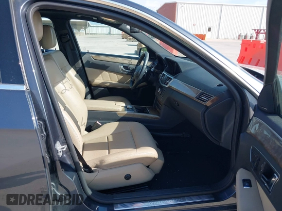2010 Mercedes-Benz E 350 Luxury with VIN WDDHF5GB5AA078880, listed as a IAAI auction lot 42590907 with 210,275 mi miles and . Bid and sale history available at DreamBid. Image 5.