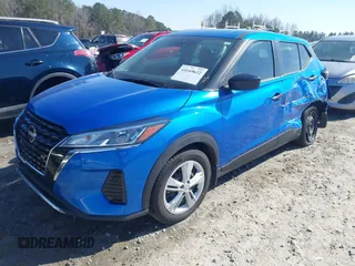 2023 Nissan Kicks S with VIN 3N1CP5BV4PL559498, listed as a IAAI auction lot 41669632 with 32,699 mi miles. Bid and sale history available at carsss.com. Image 2.