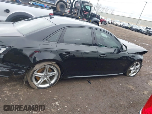 2018 Audi S4 Premium Plus with VIN WAUB4AF41JA233441, listed as a IAAI auction lot 42032077 with 68,316 mi miles. Bid and sale history available at carsss.com. Image 13.