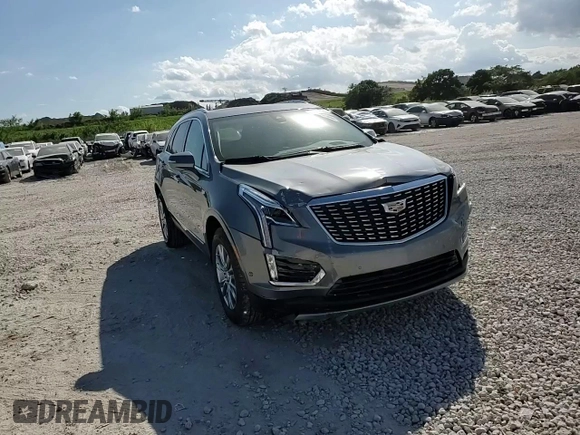 2021 Cadillac XT5 FWD Premium Luxury with VIN 1GYKNCR42MZ152066, listed as a Copart auction lot 44779085 with 11,529 mi miles and Salvage title. Bid and sale history available at DreamBid. Image 12.