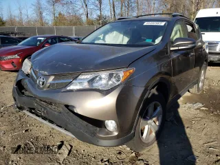 2014 Toyota RAV4 XLE with VIN JTMRFREV2ED082280, listed as a Copart auction lot 88031465 with 113,982 mi miles and Non Repairable. Bid and sale history available at carsss.com. Image 1.