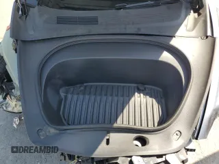 2024 Tesla Model 3 z VIN 5YJ3E1EA8RF870082, wystawiony jako Copart lot #51914895 z przebiegiem 4 353 mil mil oraz Szkoda całkowita • Salvage title. Historia ofert i sprzedaży dostępna na DreamBid. Obrazek 12.