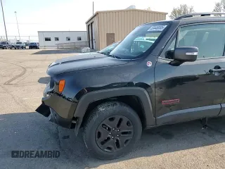 2018 Jeep Renegade Trailhawk with VIN ZACCJBCB8JPH42239, listed as a Copart auction lot 53448085 with 21,221 mi miles and Salvage Title. Bid and sale history available at carsss.com. Image 14.