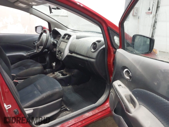 2019 Nissan Note SV with VIN 3N1CE2CP0KL360185, listed as a IAAI auction lot 41939935 with 40,559 mi miles and . Bid and sale history available at DreamBid. Image 5.
