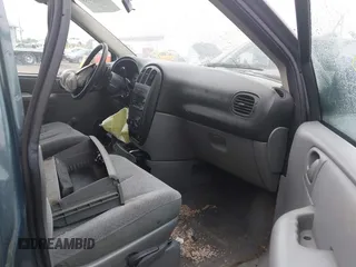 2005 Dodge Caravan SE with VIN 1D4GP25B75B373454, listed as a IAAI auction lot 42443473 with 233,184 mi miles and . Bid and sale history available at DreamBid. Image 5.