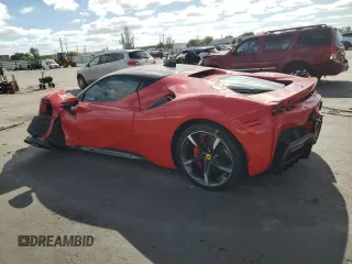 2023 Ferrari SF90 z VIN ZFF95NLAXP0291614, wystawiony jako Copart lot #83805524 z przebiegiem 719 mil mil oraz Szkody całkowita. Historia ofert i sprzedaży dostępna na DreamBid. Obrazek 2.