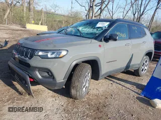 2022 Jeep Compass Trailhawk with VIN 3C4NJDDB6NT170282, listed as a IAAI auction lot 41934651 with 30,781 mi miles and . Bid and sale history available at DreamBid. Image 2.