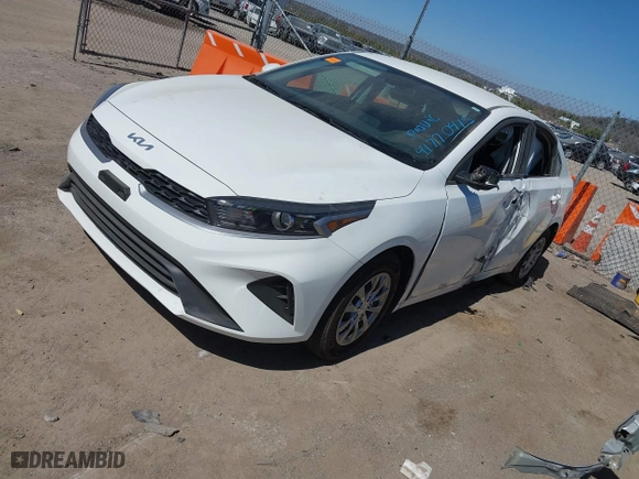2024 Kia Forte LXS with VIN 3KPF24AD2RE768659, listed as a IAAI auction lot 41770415 with 47,018 mi miles. Bid and sale history available at carsss.com. Image 17.