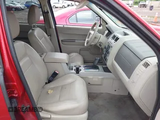 2008 Ford Escape XLT with VIN 1FMCU93138KC92071, listed as a IAAI auction lot 42489019 with 161,675 mi miles and . Bid and sale history available at DreamBid. Image 5.