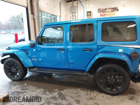2024 Jeep Wrangler Sahara with VIN 1C4RJXP64RW170976, listed as a IAAI auction lot 41867996 with 4,406 mi miles and . Bid and sale history available at DreamBid. Image 14.