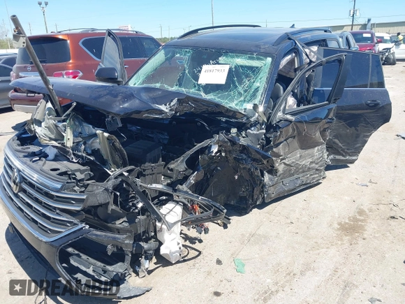 2024 Volkswagen Atlas SE with VIN 1V2JR2CA9RC591577, listed as a IAAI auction lot 41817933 with Not provided miles and . Bid and sale history available at DreamBid. Image 6.