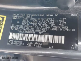 2010 Toyota Highlander Sport with VIN 5TDEK3EH1AS005738, listed as a IAAI auction lot 42028866 with 216,014 mi miles. Bid and sale history available at carsss.com. Image 9.