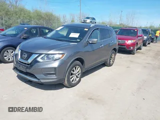 2018 Nissan Rogue SV z VIN KNMAT2MV6JP569246, wystawiony jako IAAI lot #42085827 z przebiegiem 143 364 mil mil oraz . Historia ofert i sprzedaży dostępna na DreamBid. Obrazek 17.