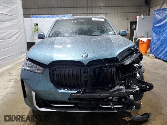 2024 BMW X5 xDrive40i with VIN 5UX23EU06R9S35422, listed as a Copart auction lot 58145345 with 537 mi miles and Salvage title. Bid and sale history available at DreamBid. Image 5.