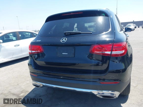 2018 Mercedes-Benz GLC 300 с VIN WDC0G4JB3JV086986, выставлен на аукционе IAAI как лот 42380208 с пробегом 90 250 миль миль и . История ставок и продаж доступна на DreamBid. Изображение 16.