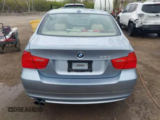 2011 BMW 3 Series 328i xDrive with VIN WBAPK7G53BNN69625, listed as a IAAI auction lot 41996331 with 199,392 mi miles and . Bid and sale history available at carsss.com. Image 17.