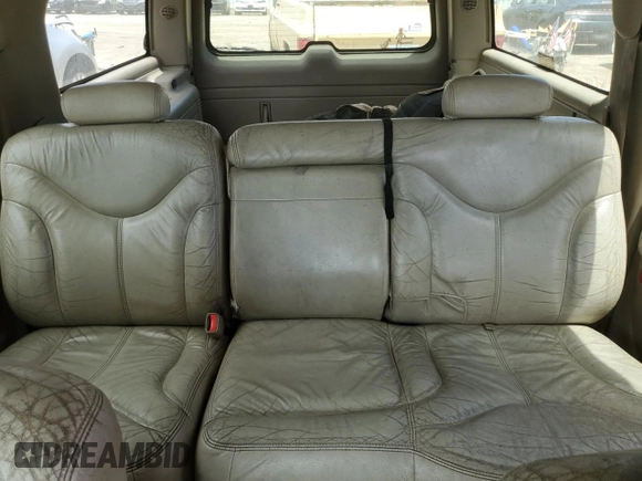 2001 GMC Yukon XL SLT with VIN 3GKEC16T91G260306, listed as a Copart auction lot 59807334 with 358,012 mi miles and Clean Title. Bid and sale history available at carsss.com. Image 10.